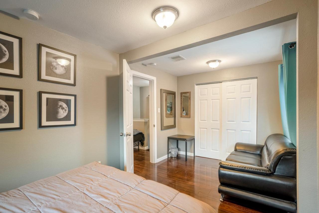 East Downtown Bungalow Houston Bagian luar foto